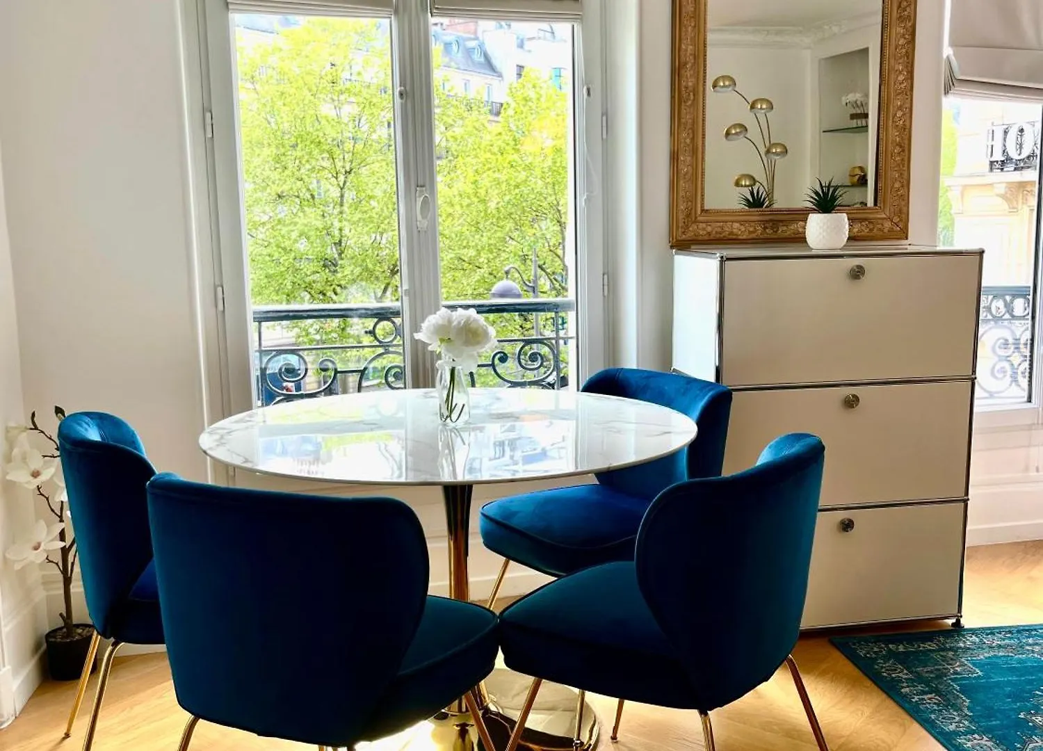 Studio Pres Des Champs-Elysees Paris